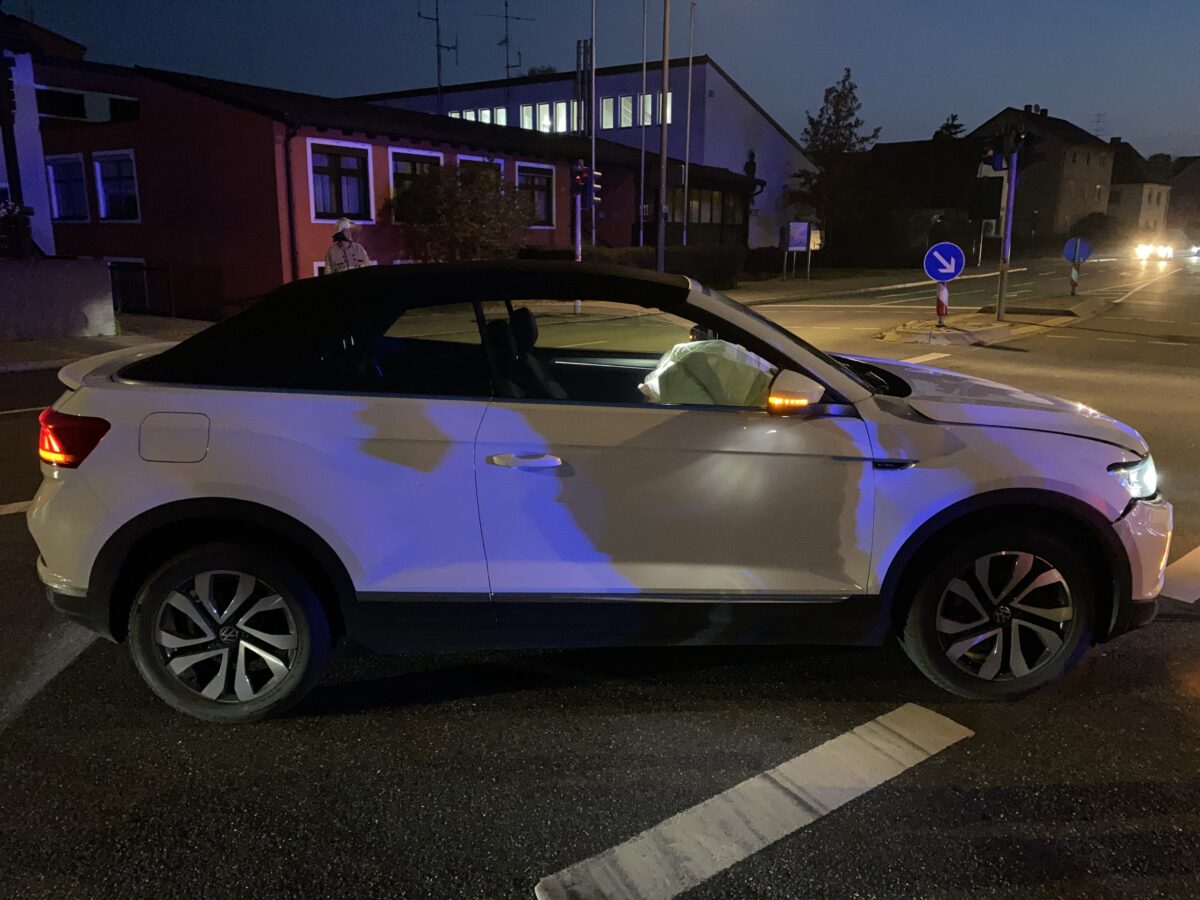 Verkehrsunfall in Schwandorf mit einer Leichtverletzten und 16.000 Euro Schaden