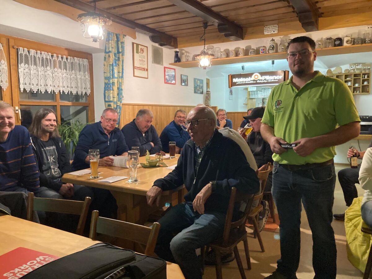 Waldbesitzer beraten sich in Ortlesbrunn über Holzmarkt und Waldumbau