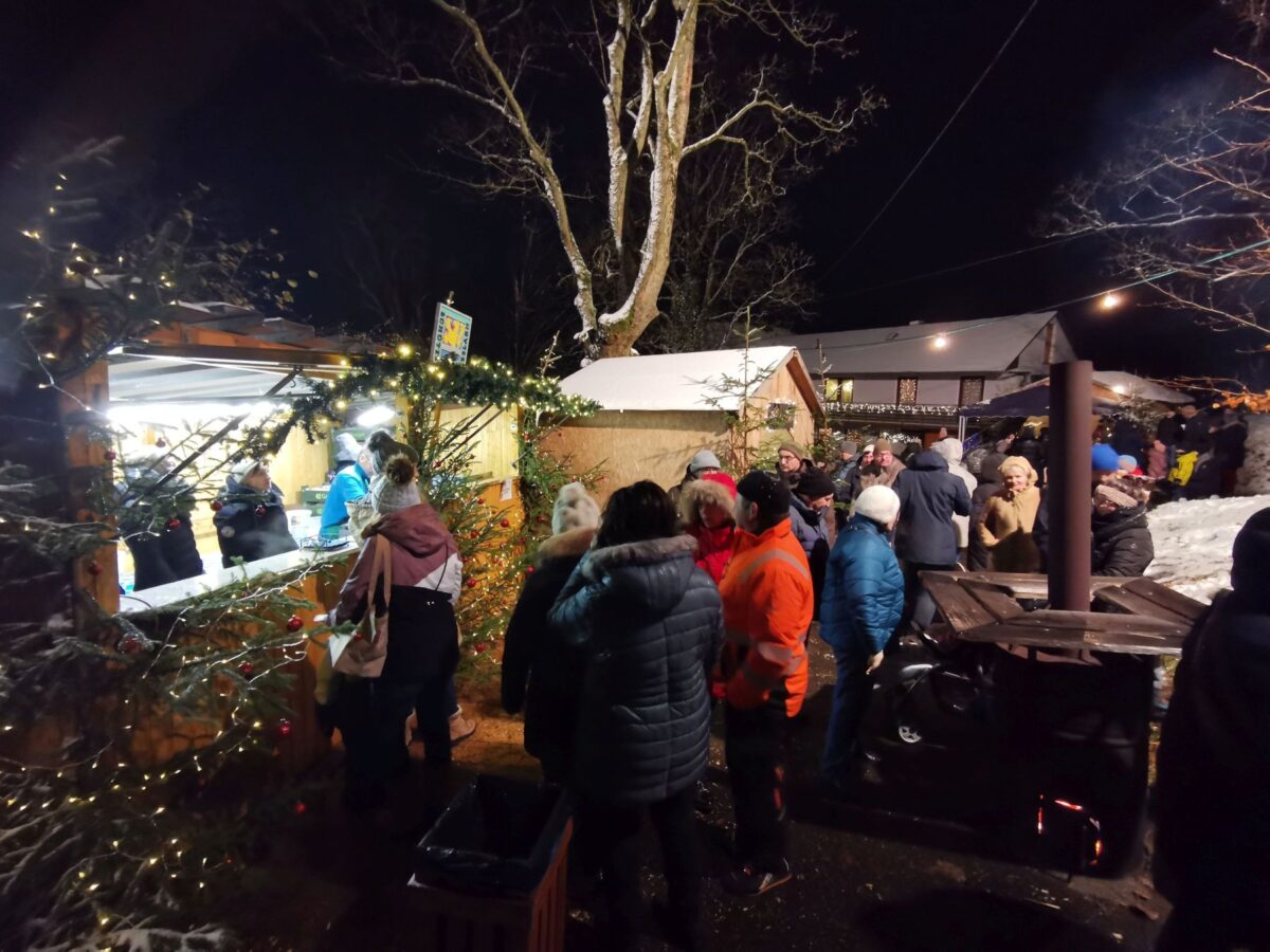 Traditioneller romantischer Advent am Schloßberg in Eslarn