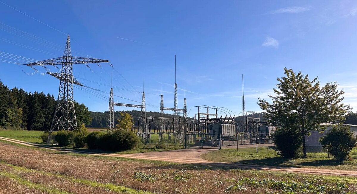 Ausbau mehr als verdoppelt Leistung am Umspannwerk Lauterhofen in Birgland
