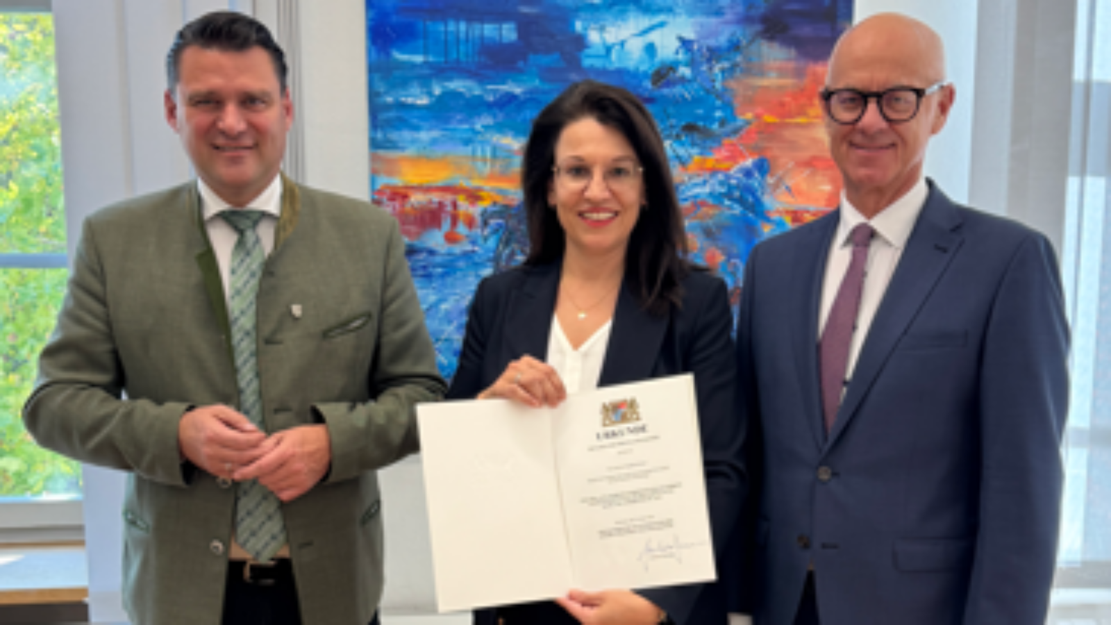 Kommunale Dankurkunde für Englhardt-Kopf in Regensburg