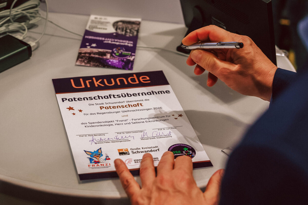 Patenschaft für Regensburger Weihnachtssingen geht an Schwandorf