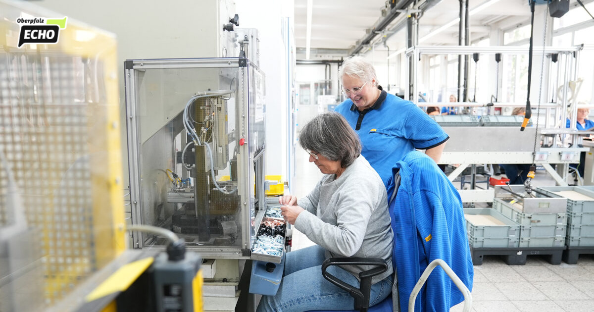 Schichtwechsel bringt Siemens und Jura-Werkstätten in Amberg zusammen